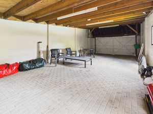 QUADRUPLE SIZE GARAGE- click for photo gallery